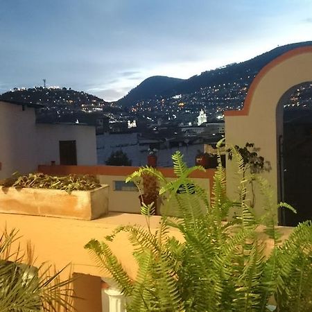 Casa Vista Hermosa Quito Exterior photo
